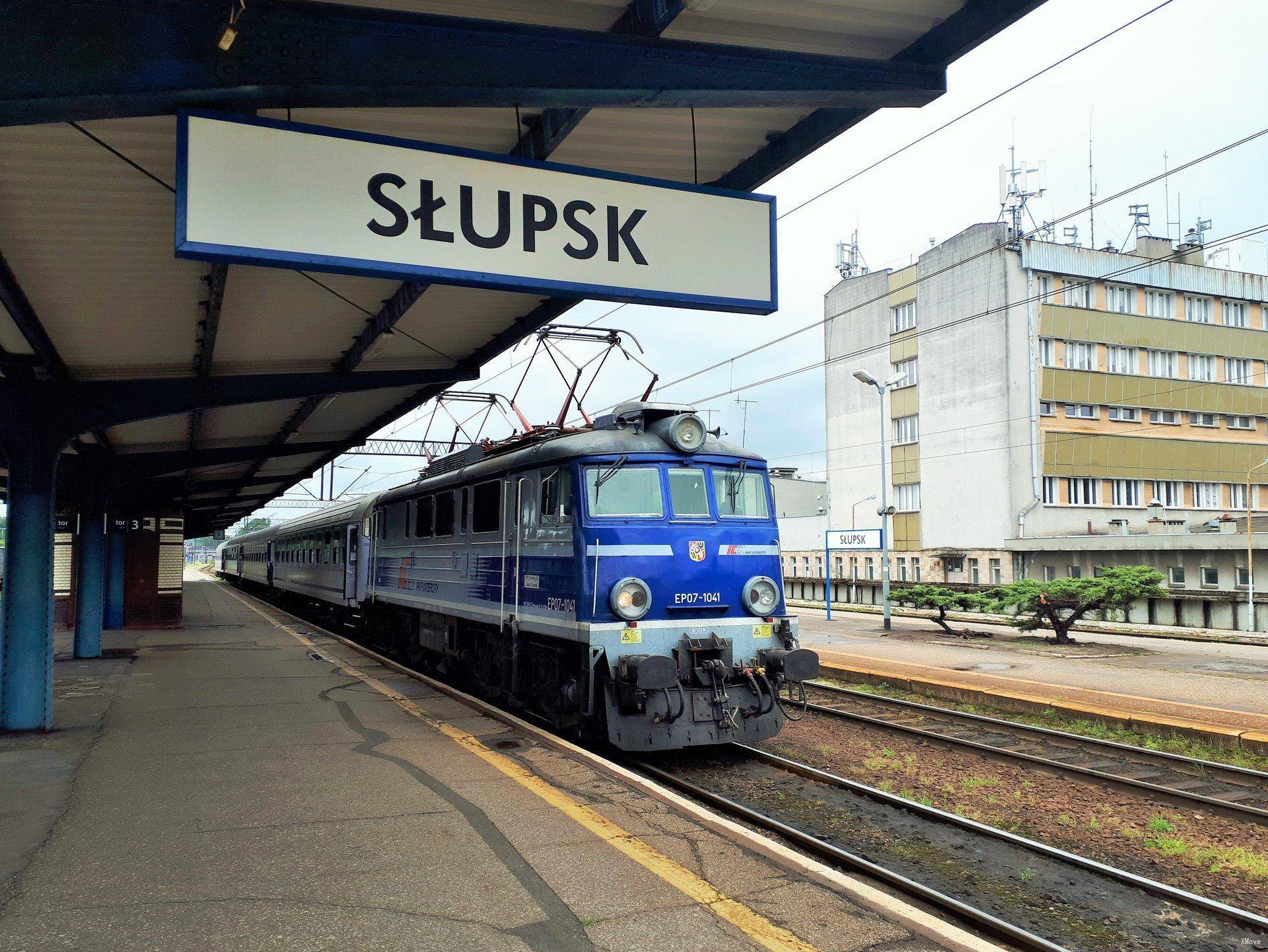 station interior photo