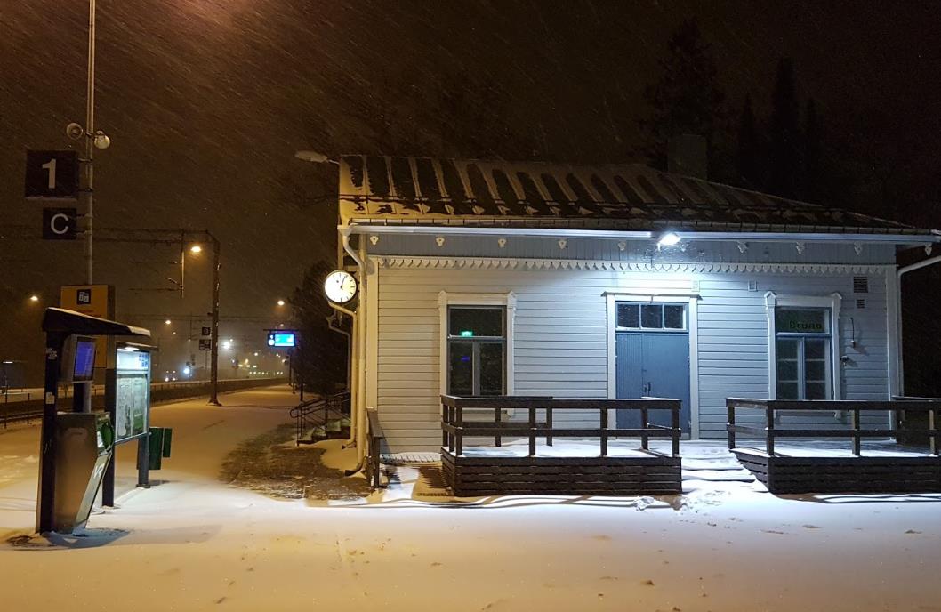 Jokela_train_station_platform