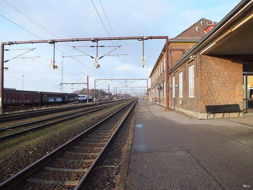 station interior photo