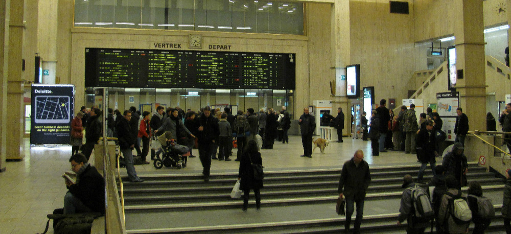 Bitie _brussels_central_station__inside