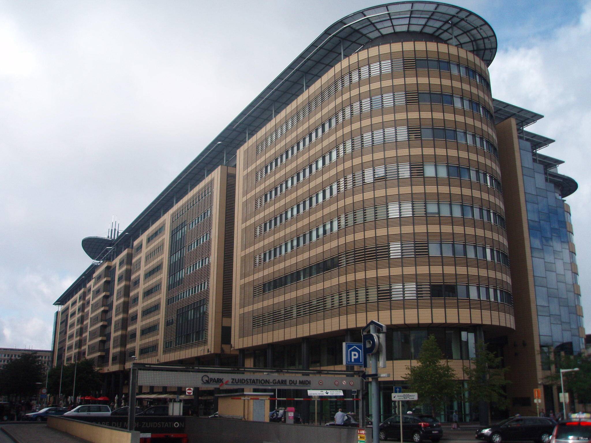 station building photo