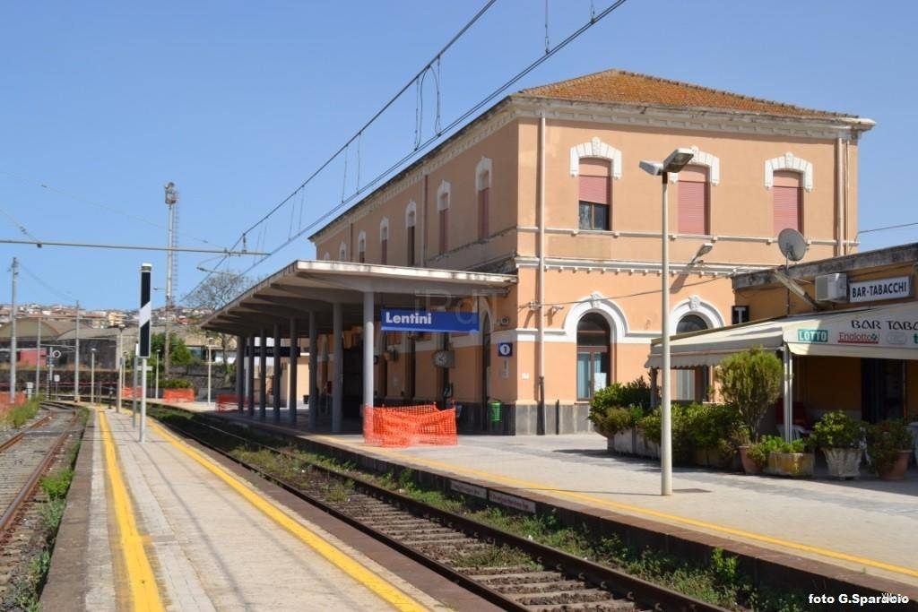 station interior photo