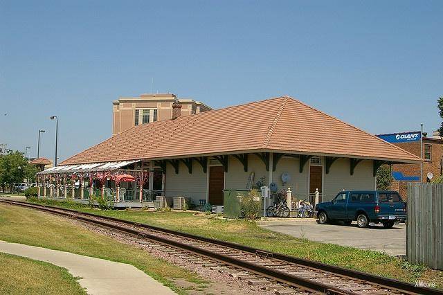 station building photo