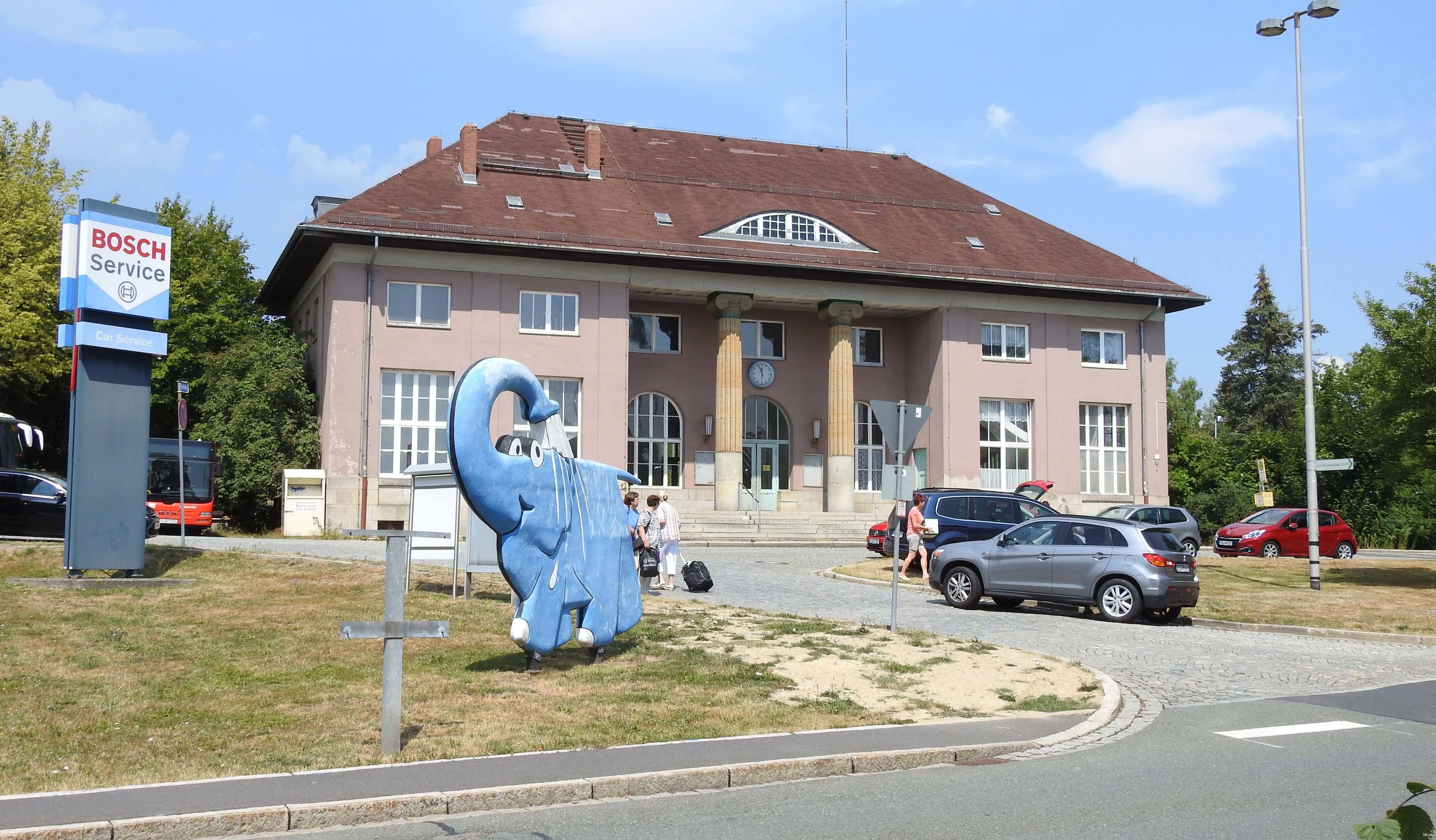 station building photo