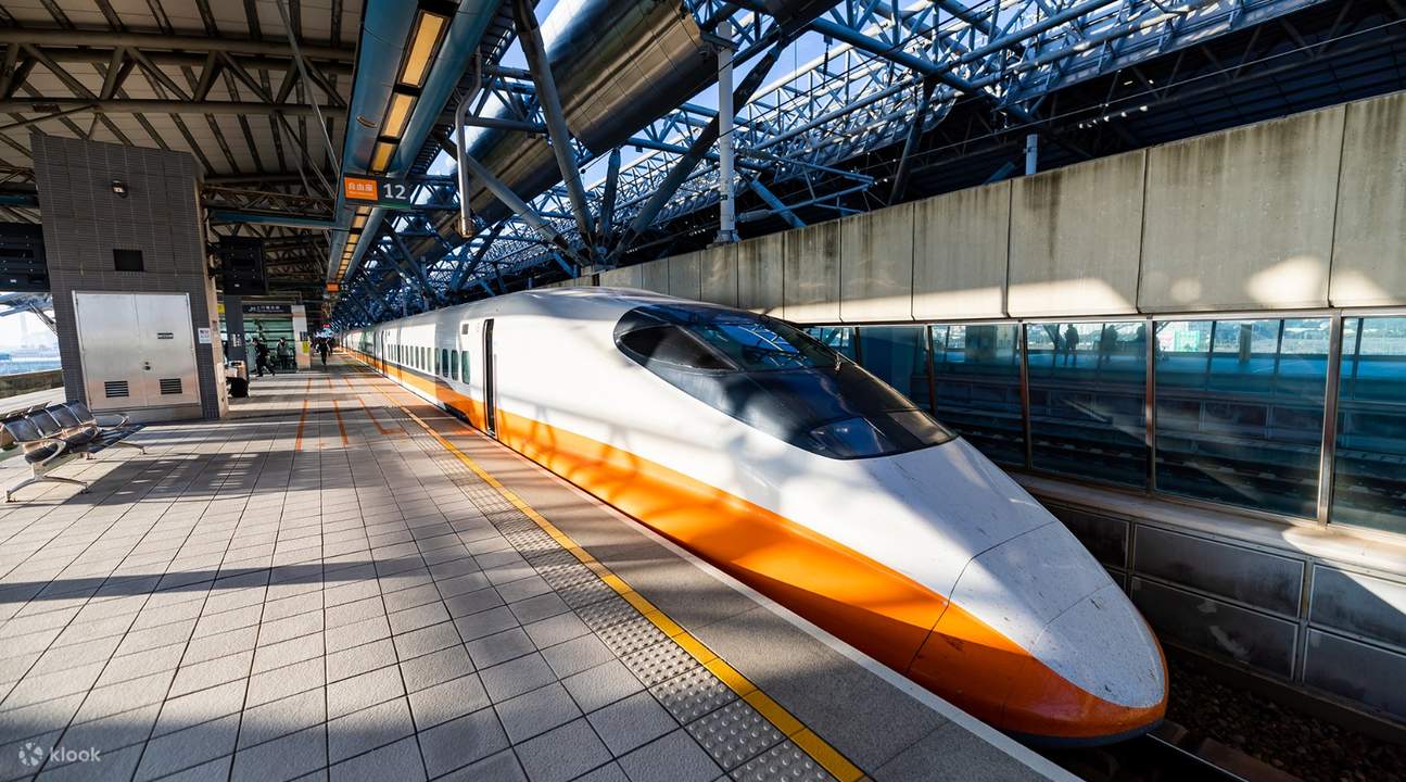 Taichung_station_platform
