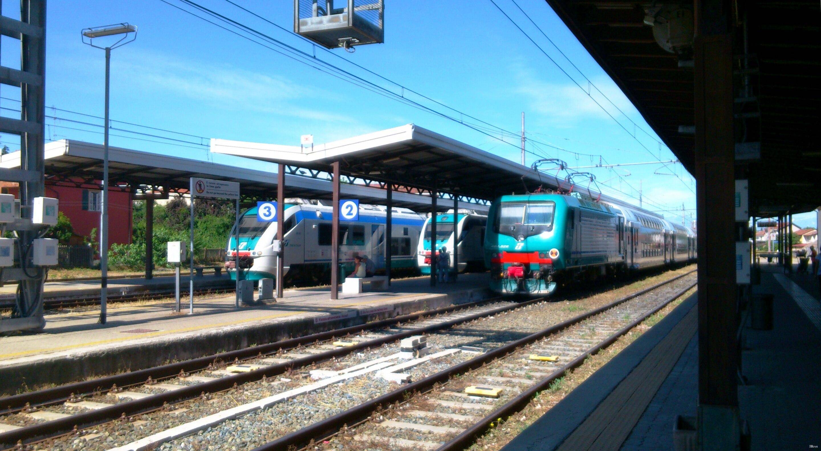 station interior photo