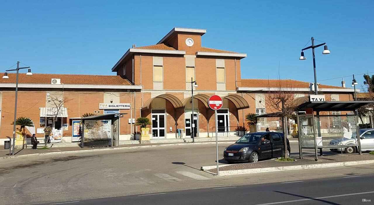 station building photo