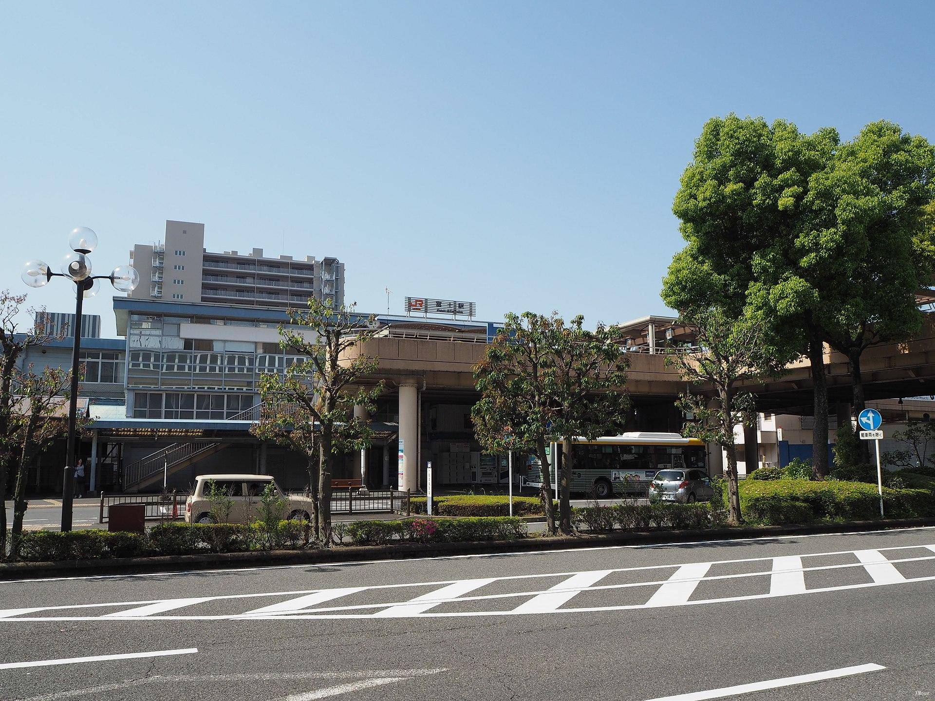 station building photo