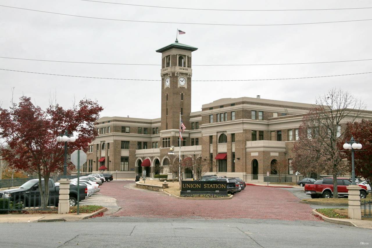 station building photo