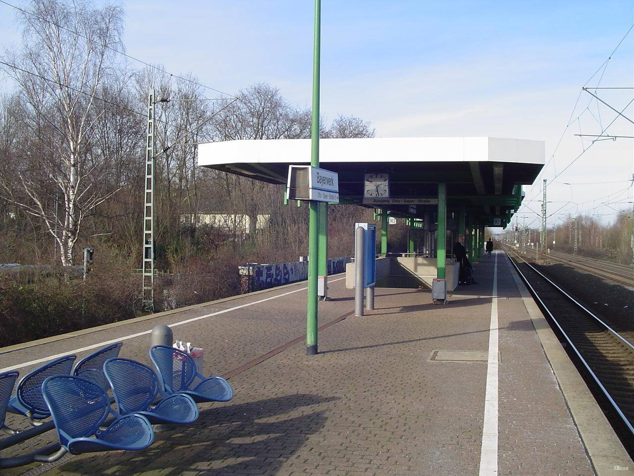 station building photo