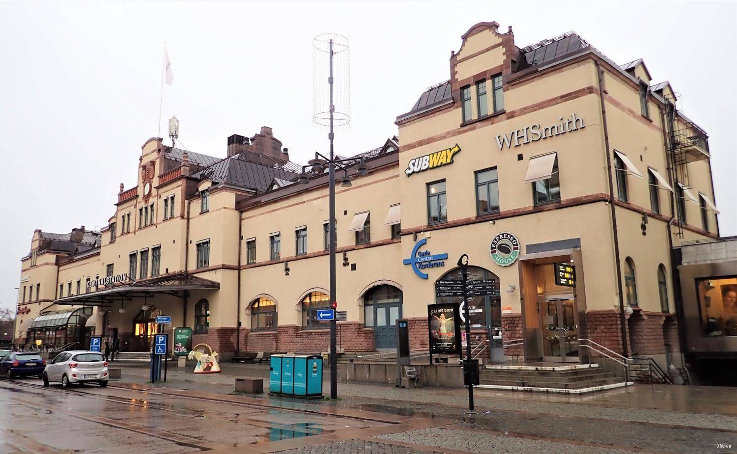 station building photo