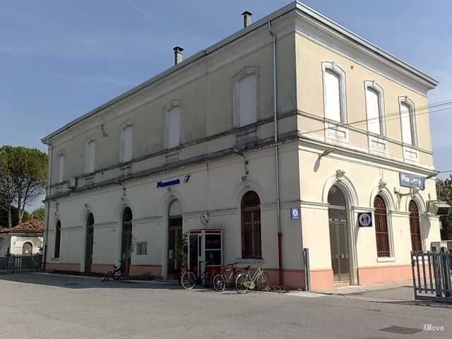 station building photo