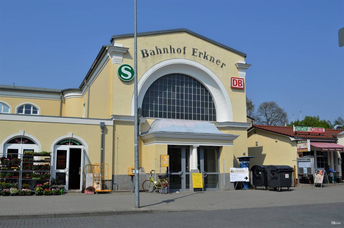 station building photo