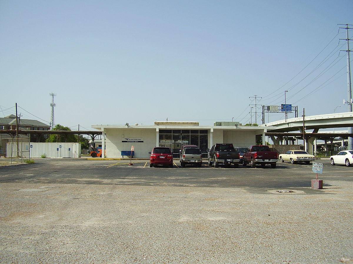 station building photo