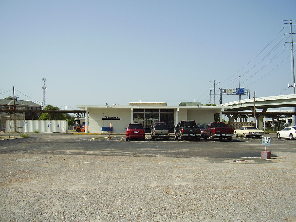 Houston__amtrak_station