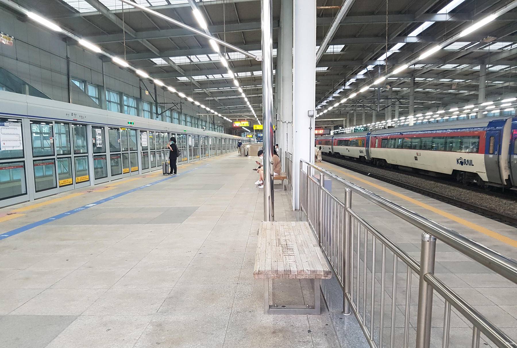 station interior photo
