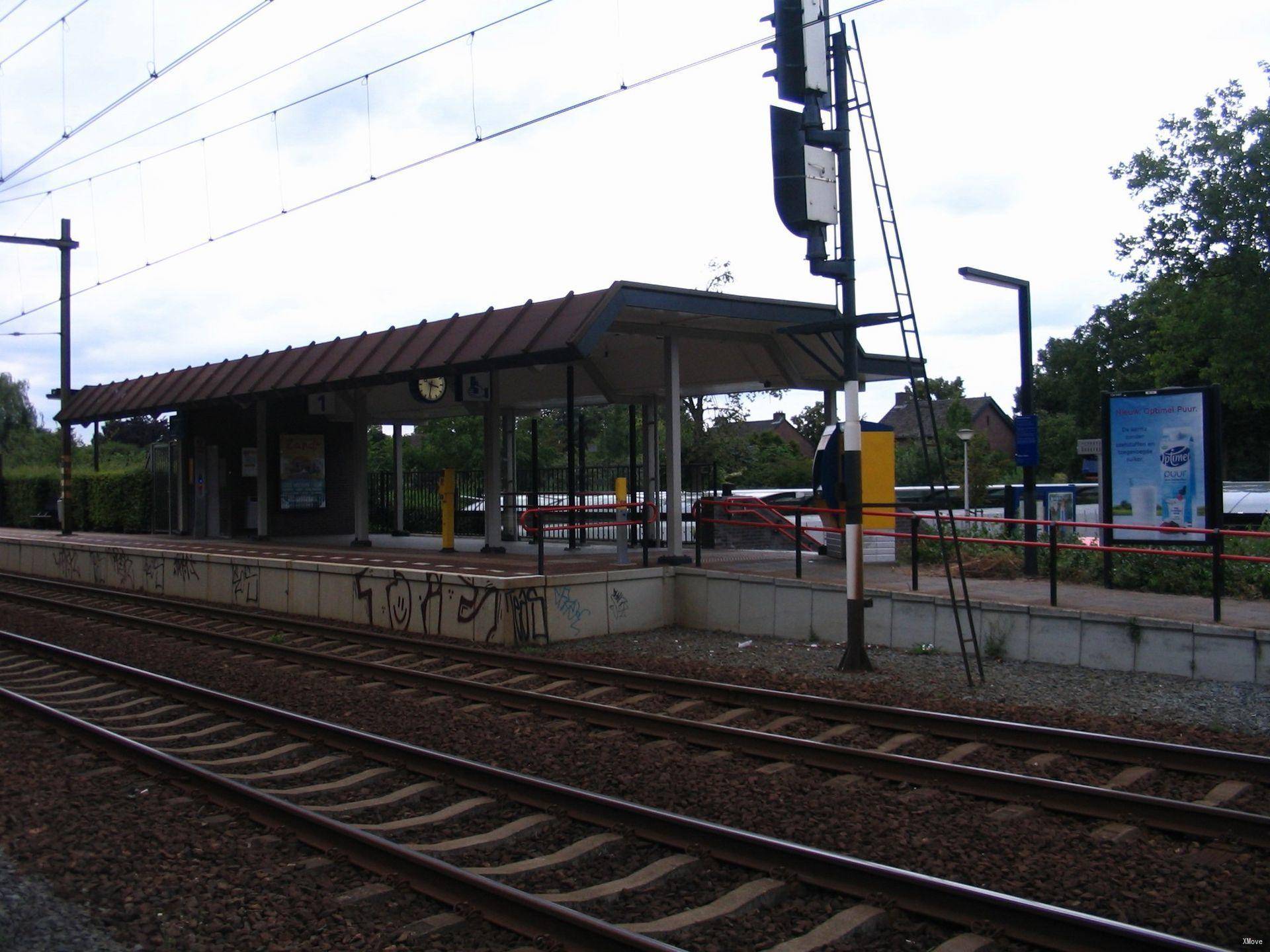 station interior photo