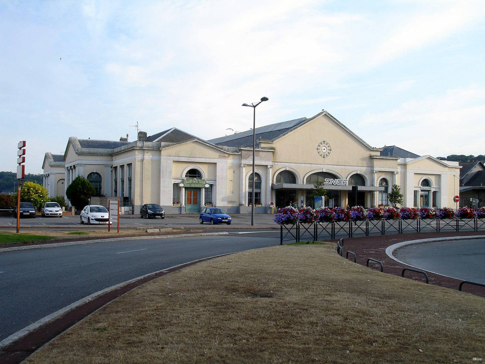 station building photo