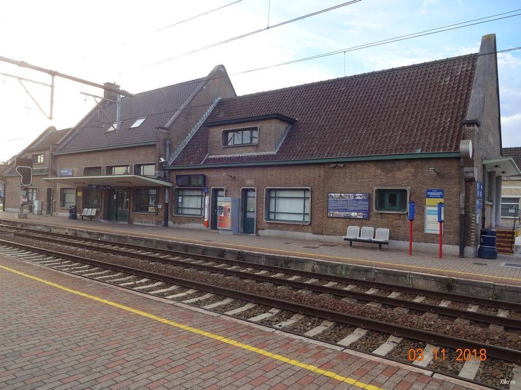 station interior photo