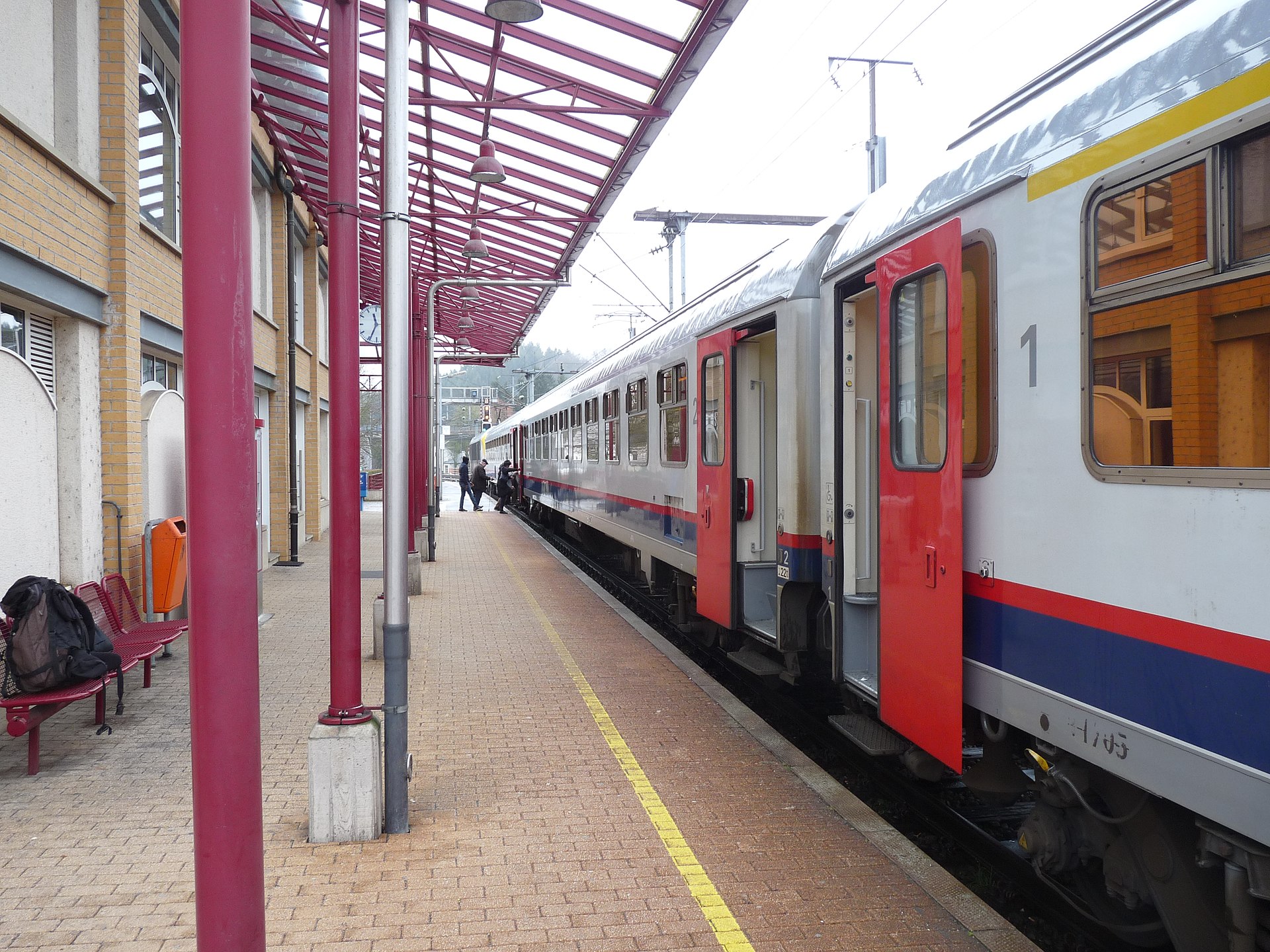 Troisvierges_station_platform