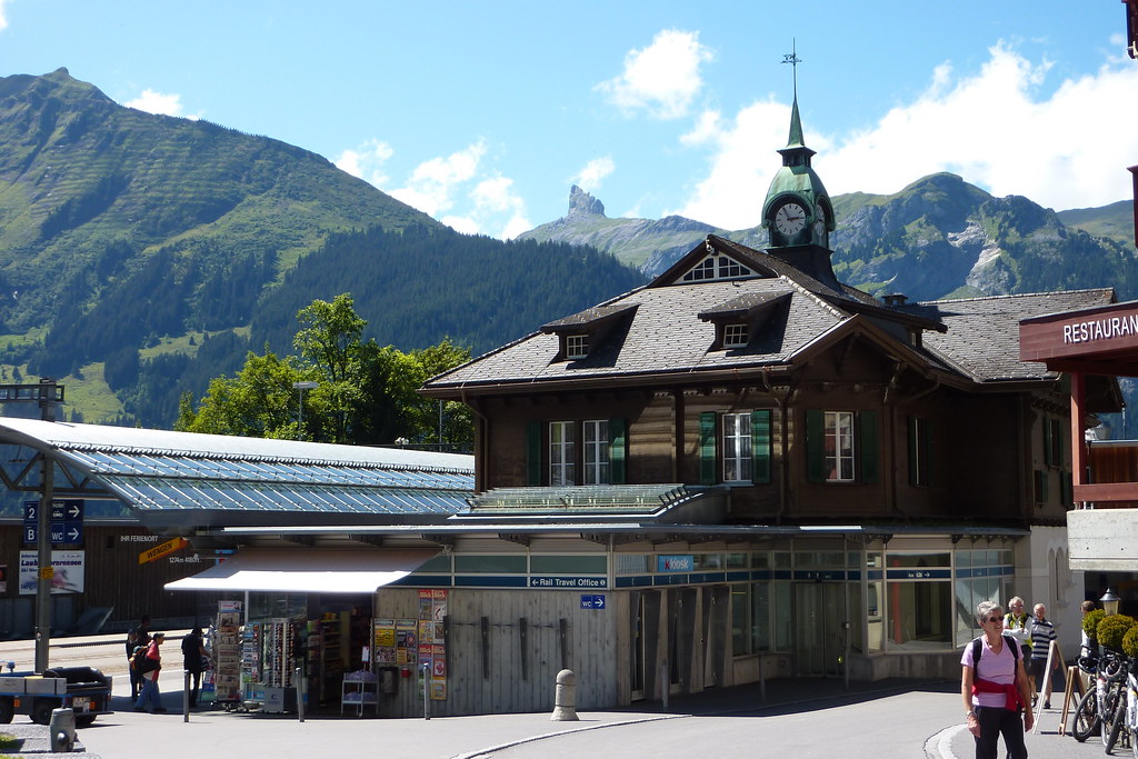 Wengen_bahnhof_2
