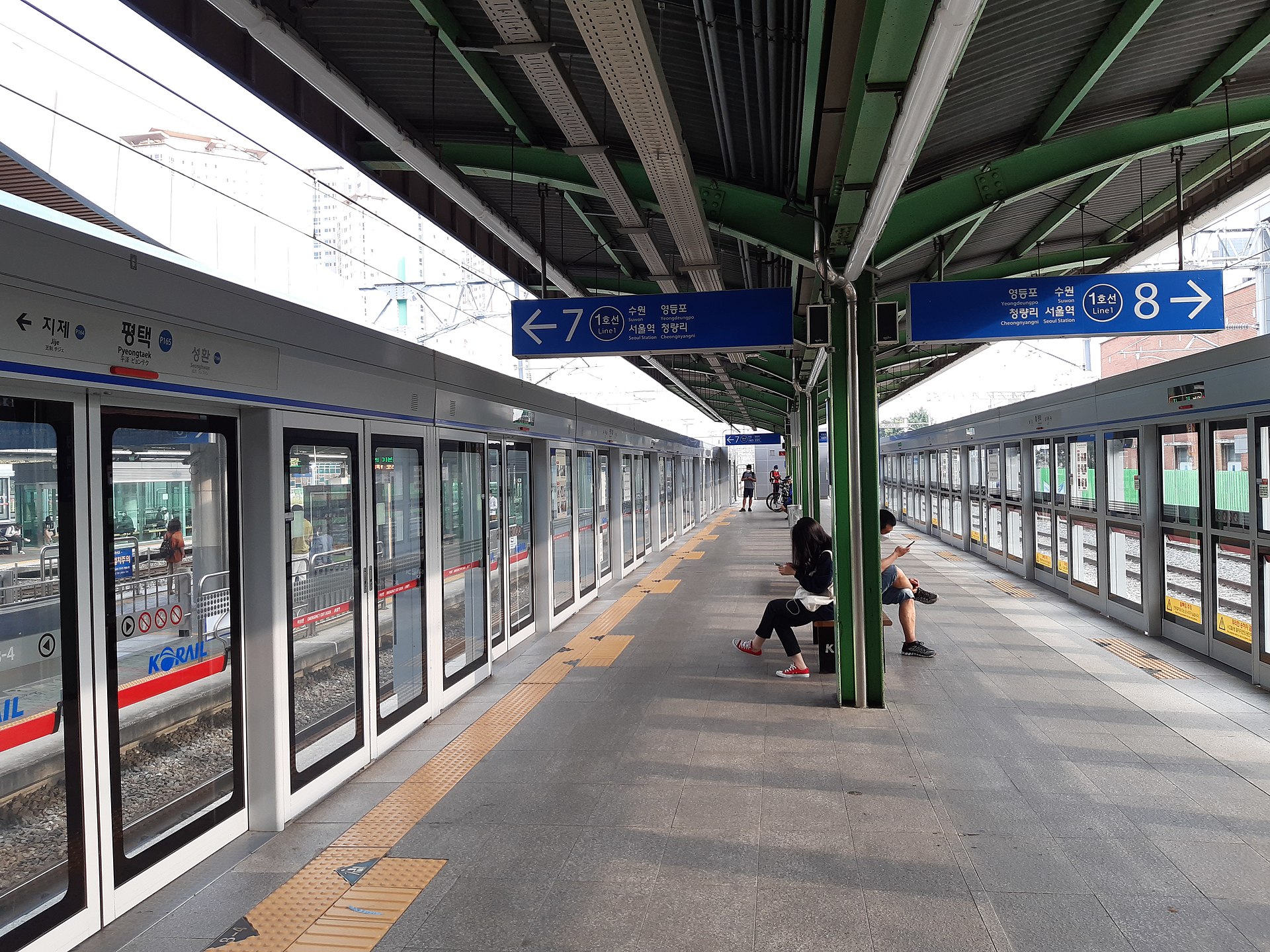 Pyeongtaek_station_platform_7_8