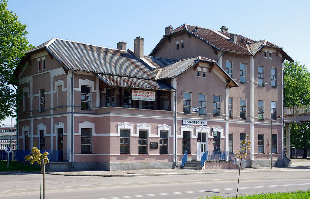 Ostrowiec_dworzec_kolejowy