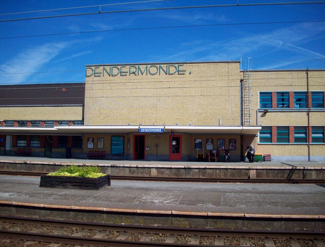 Dendermonde_station_platform