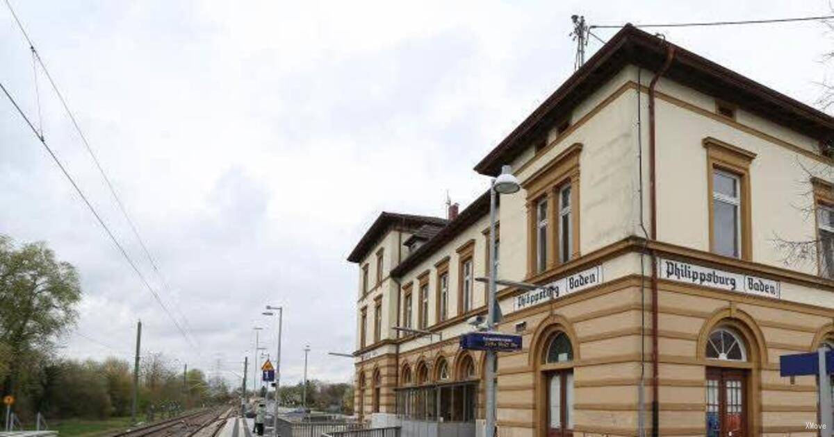 station building photo