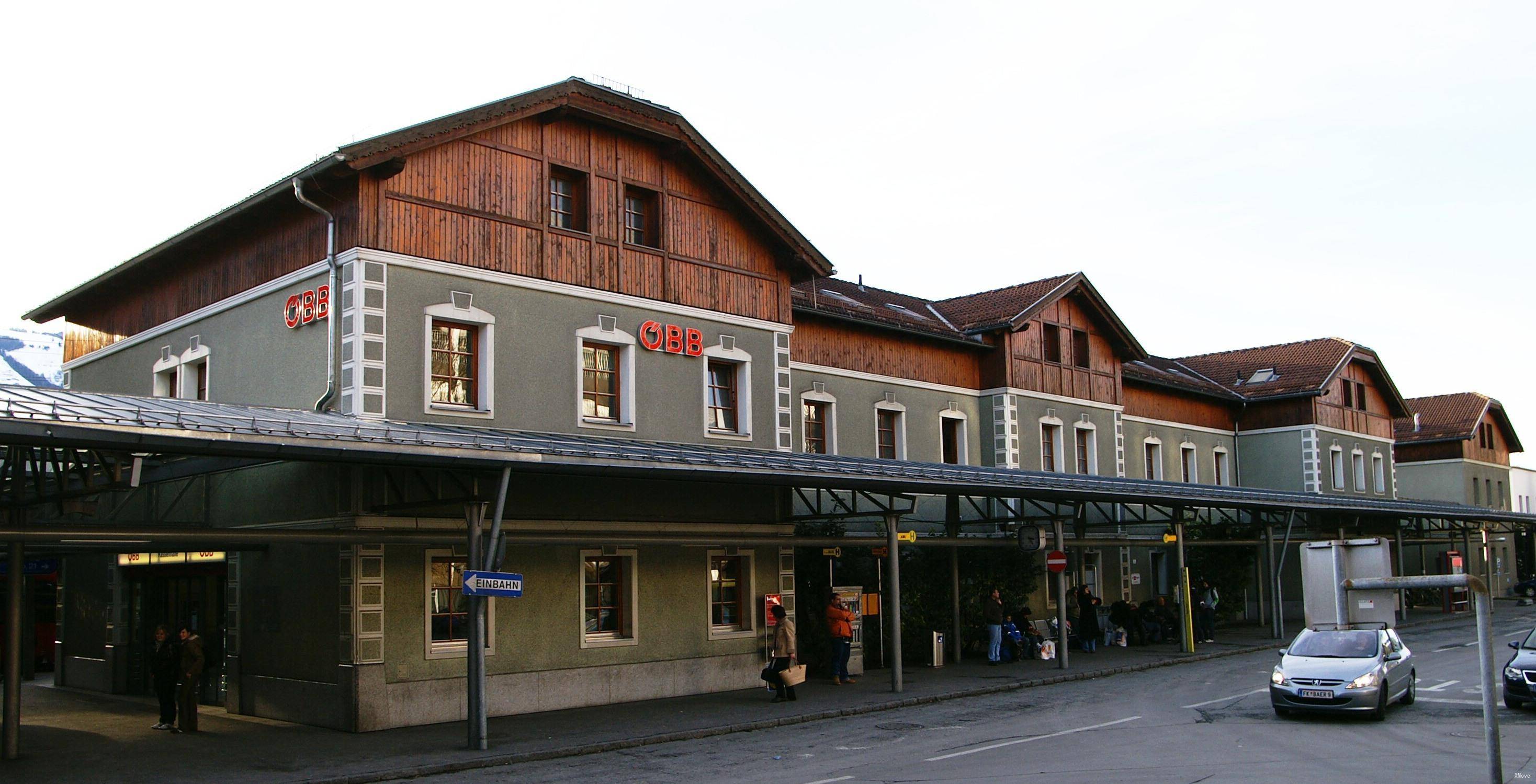 station building photo