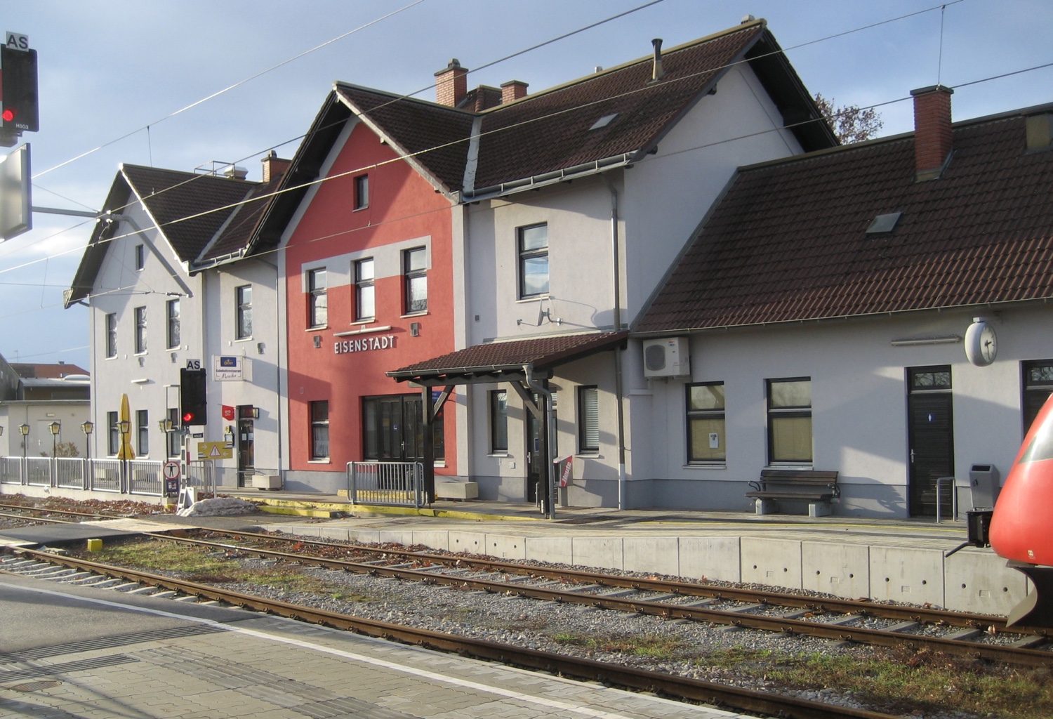 Eisenstadt_station_building