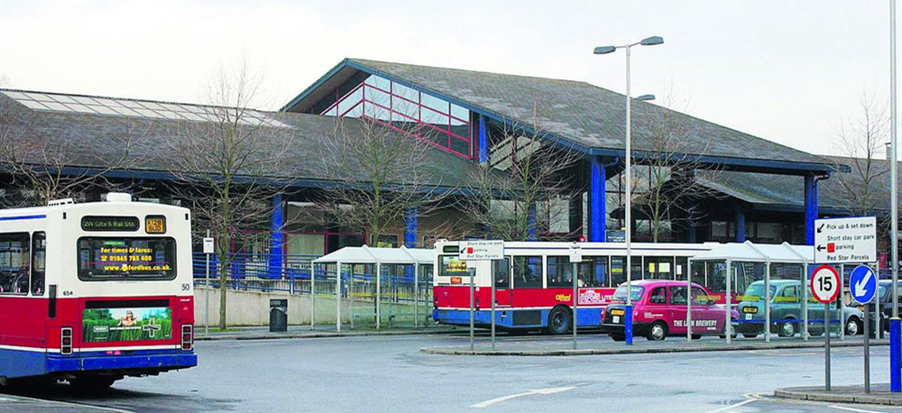 Ng_oxford_station_outside