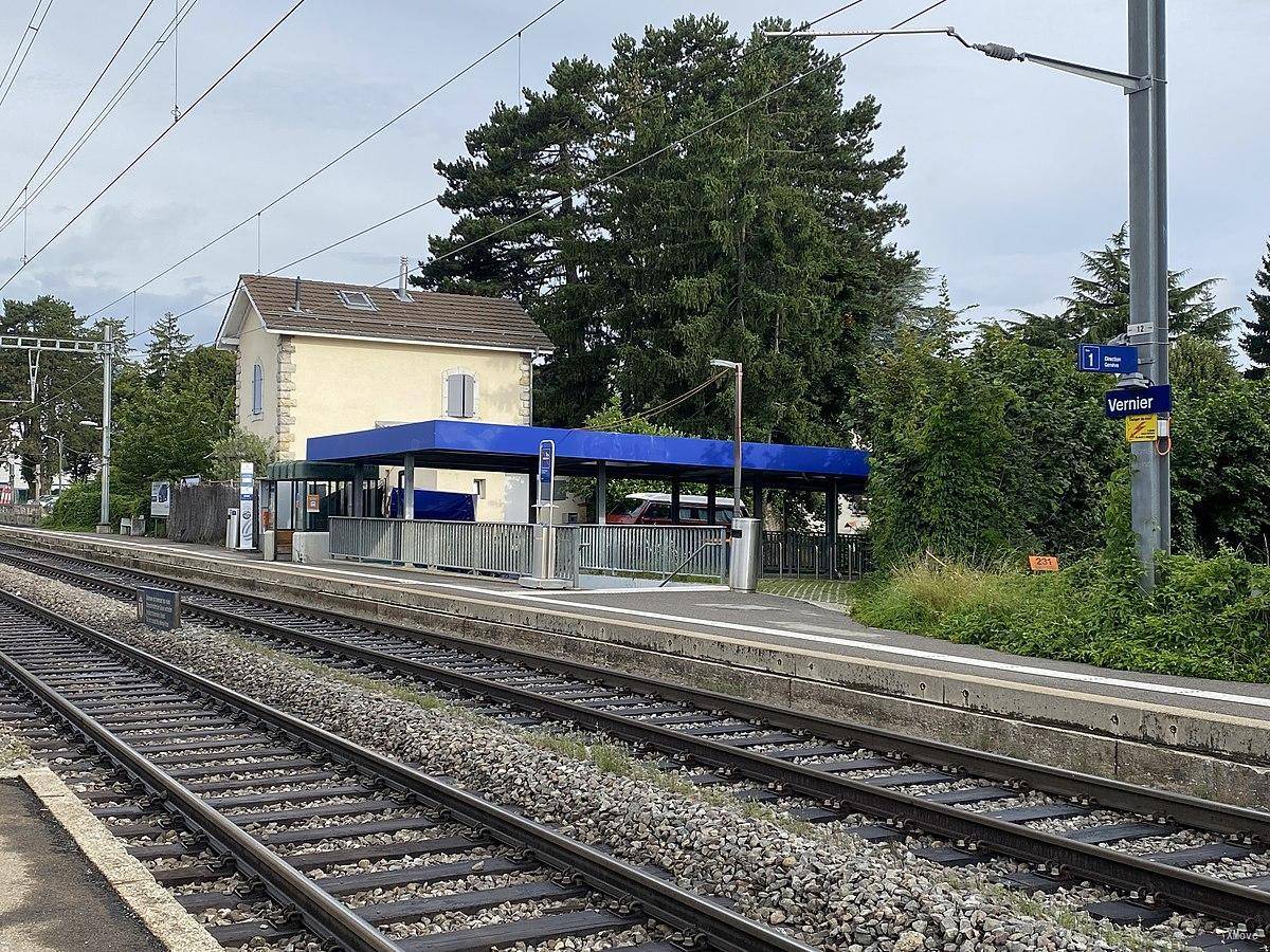 station building photo