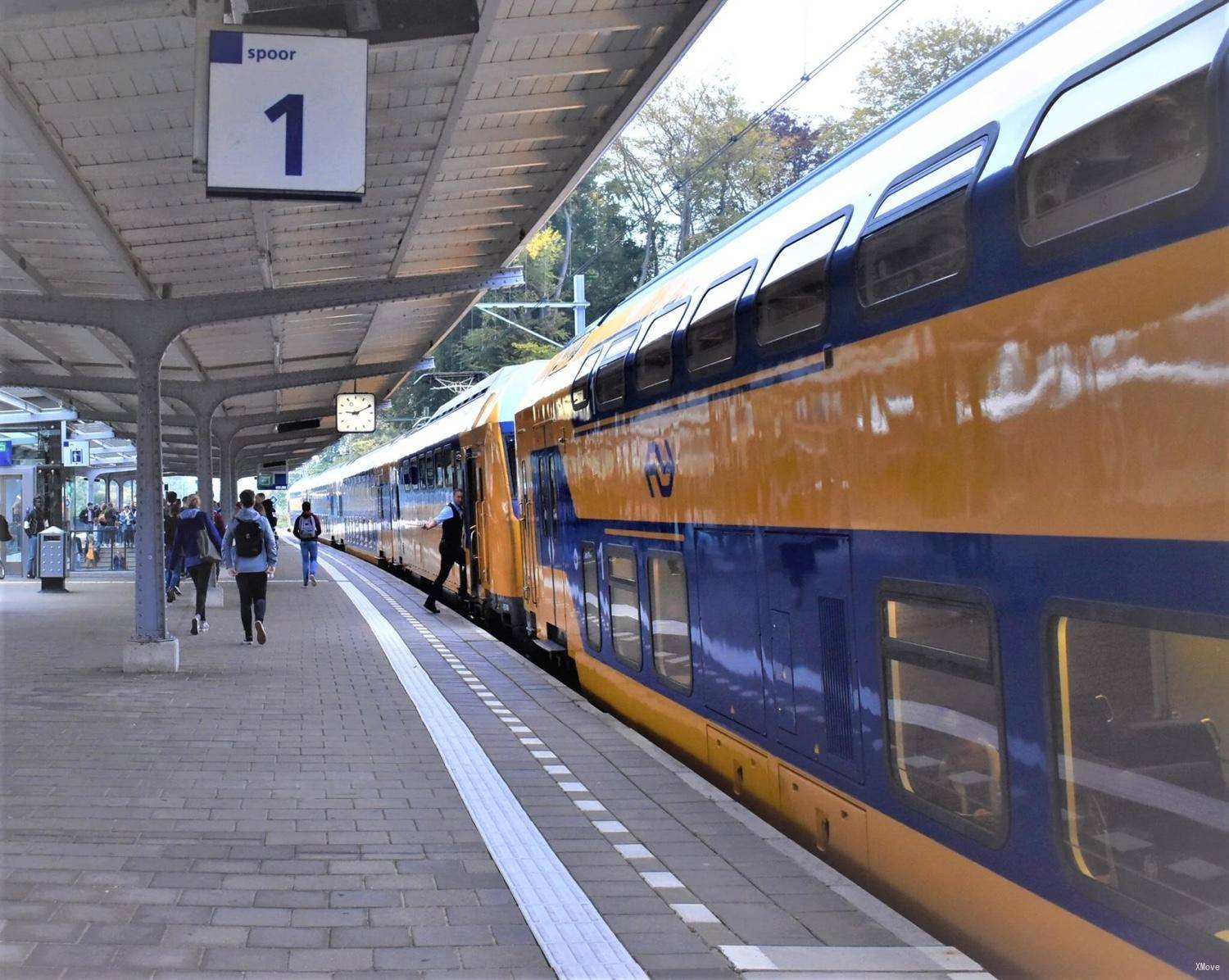 station interior photo