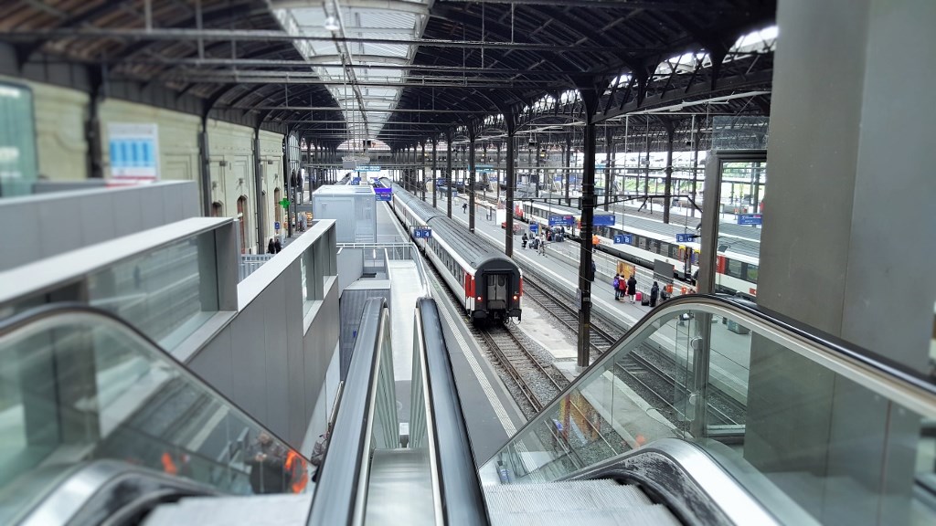Basel_euro_flughafen_station