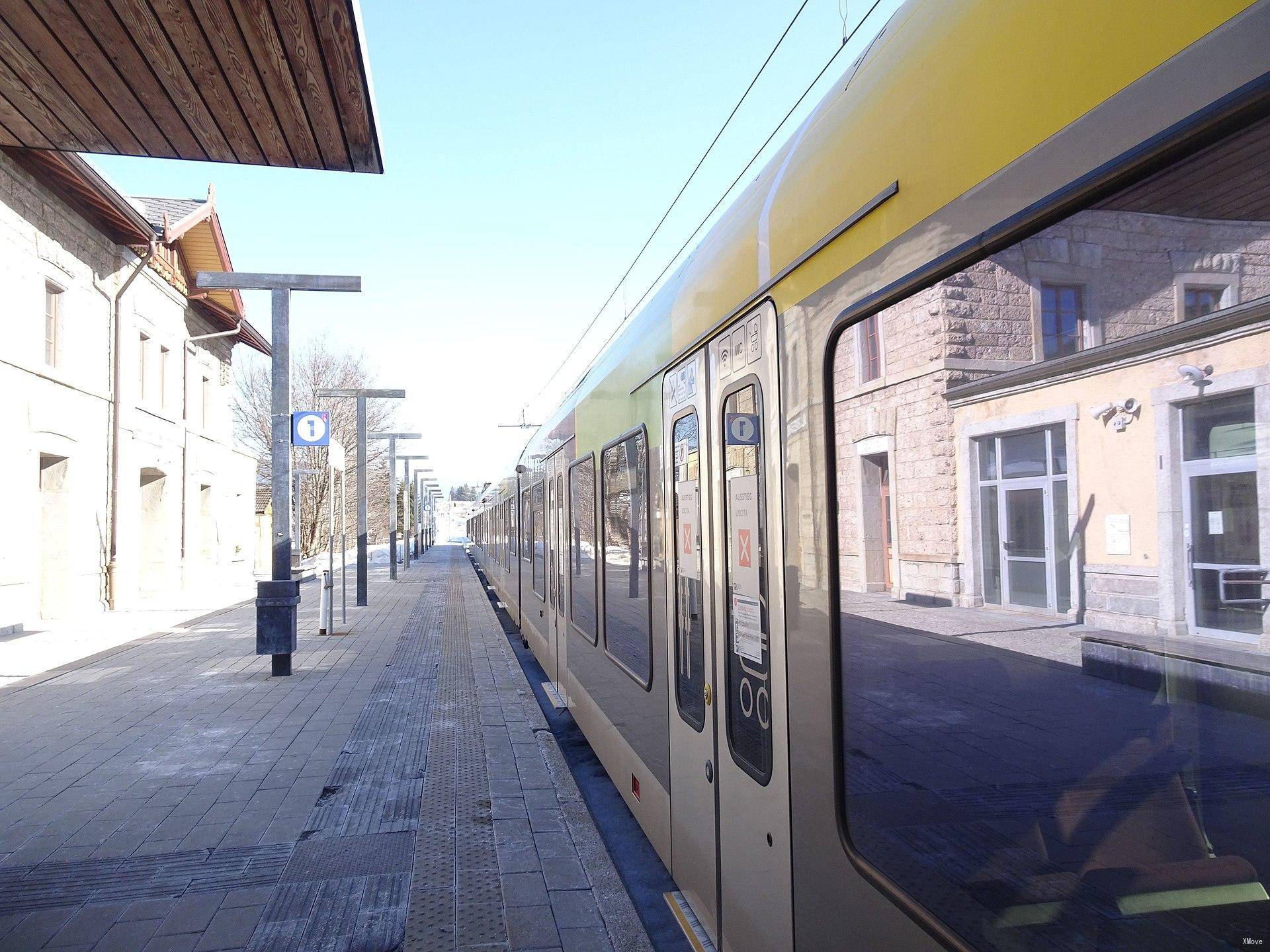 station interior photo