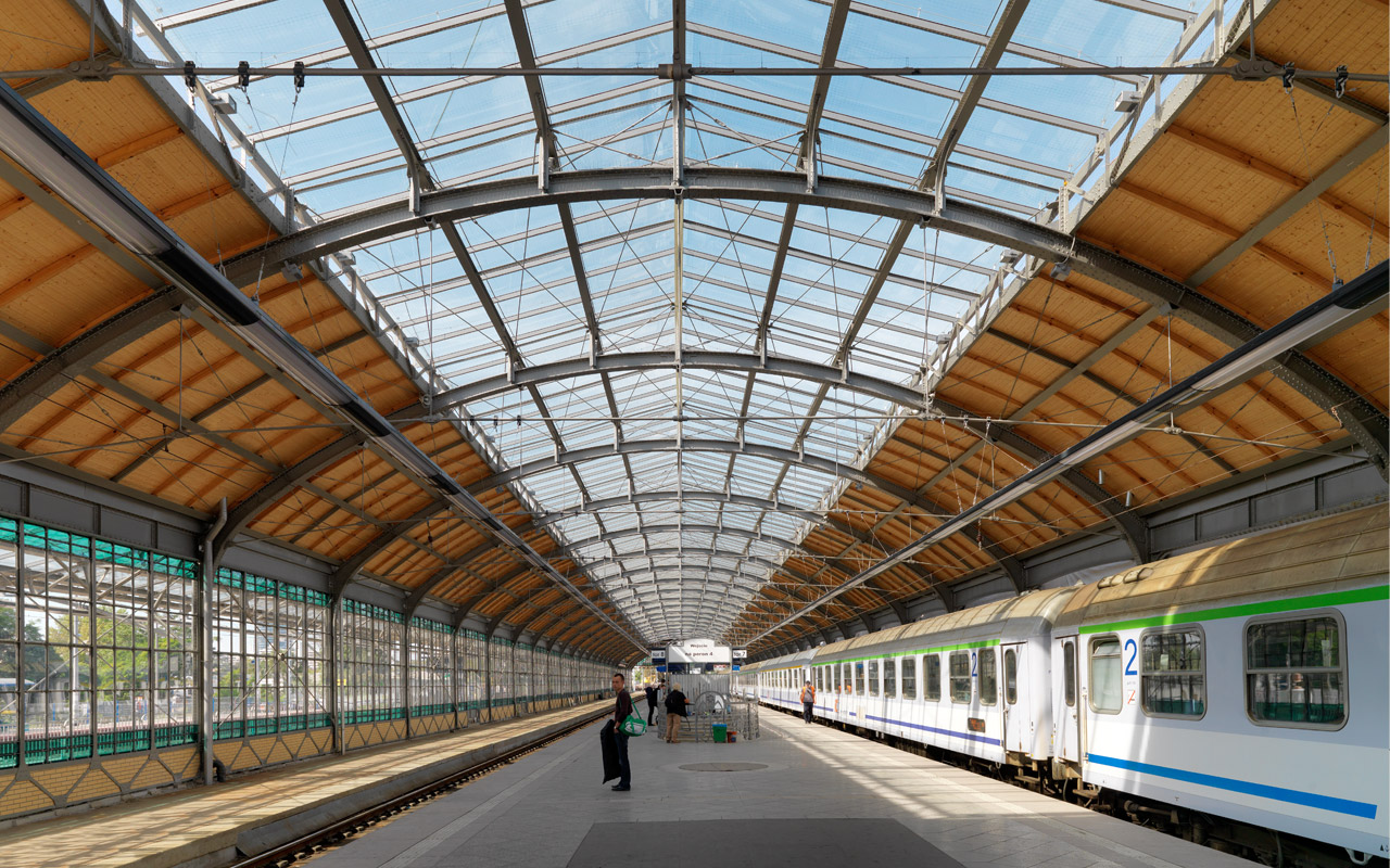 Wroclaw_glowny_inside