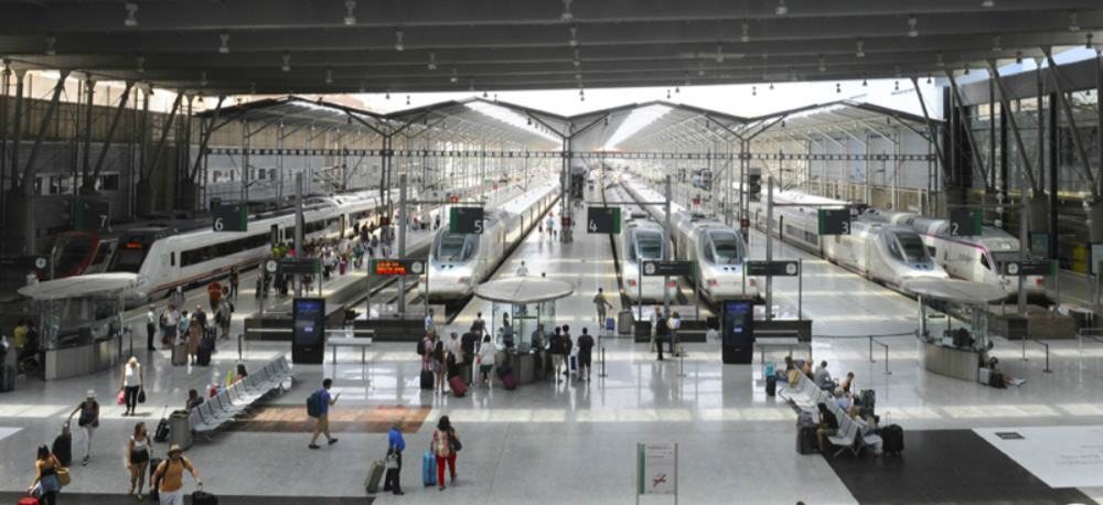 Xitie _malaga_maria_zambrano_station_inside