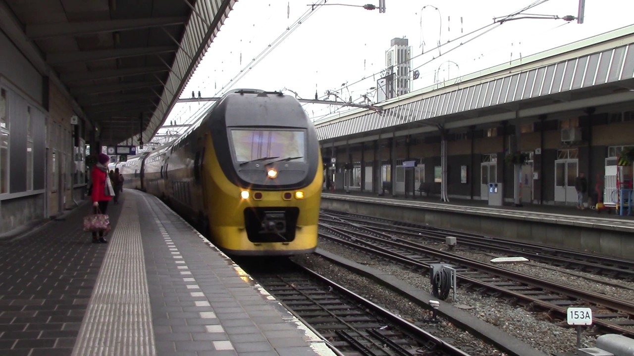 Venlo_railway_station_platforms_ns_intercity