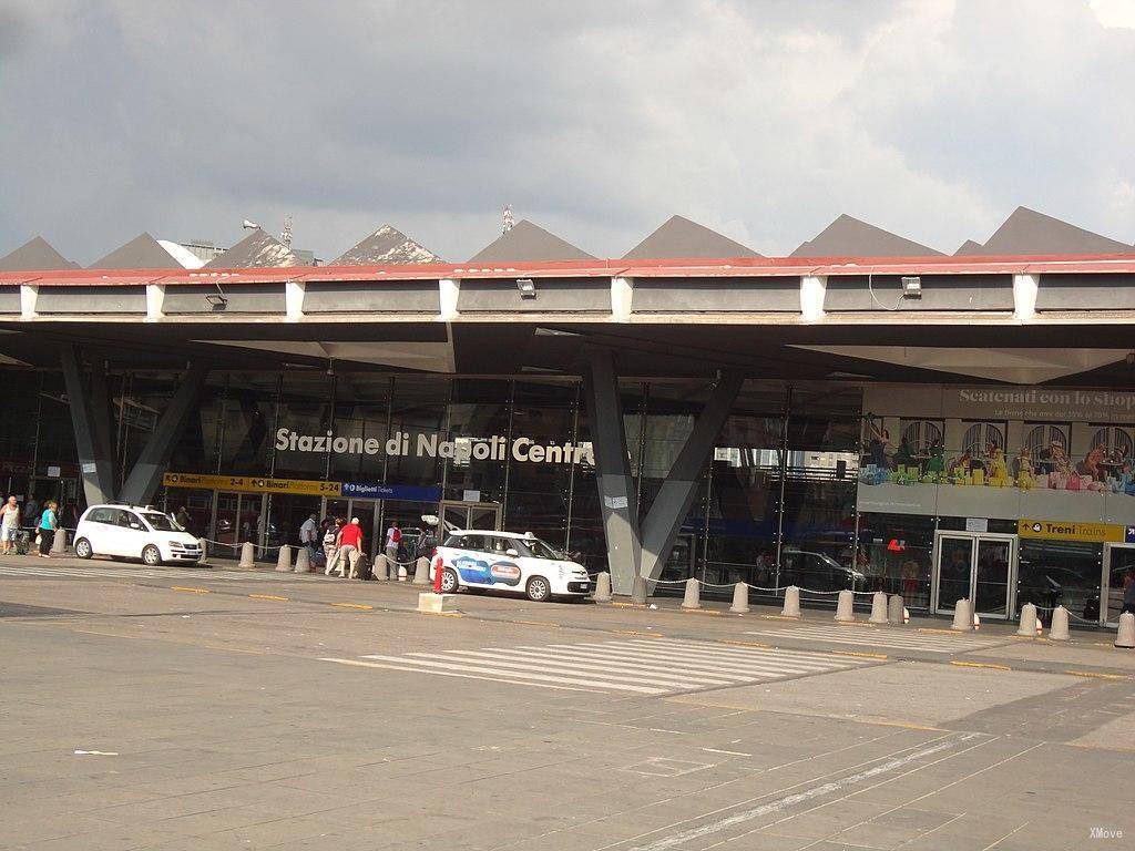 napoli centrale train station