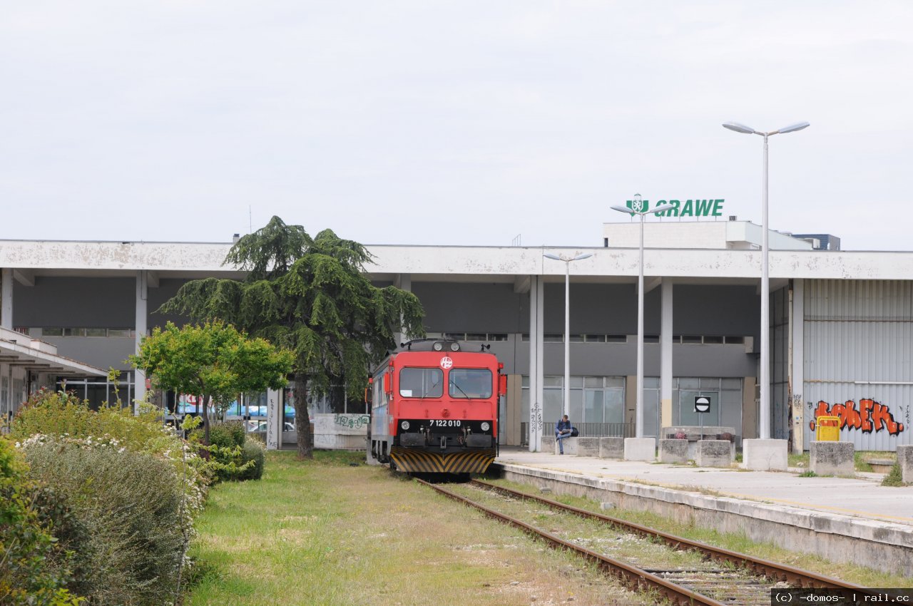 Zadar_station_platform