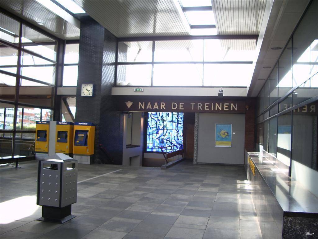 station interior photo