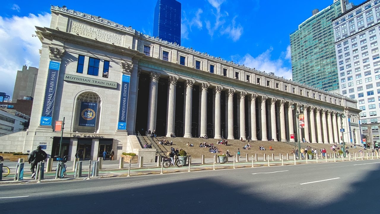 New_york_penn_station_moynihan_hall_outside