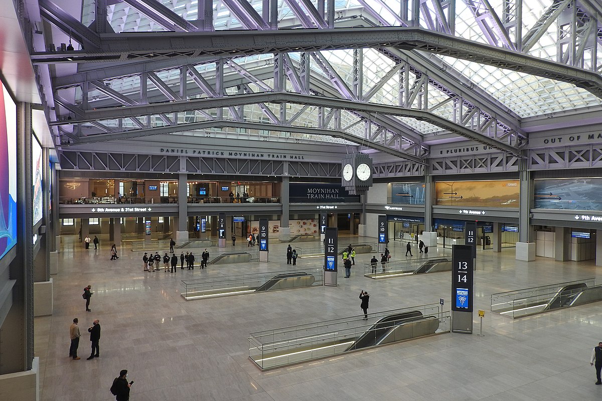 New_york_pennylvania_amtrak_station_hall
