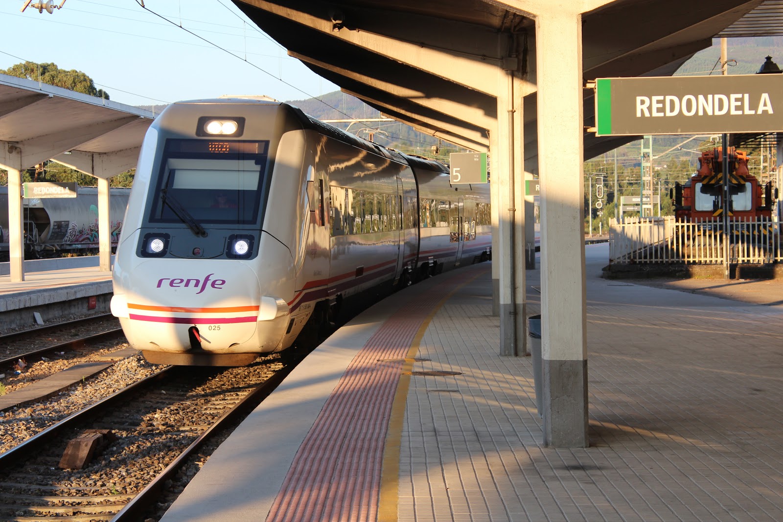 Redondela_platform_5