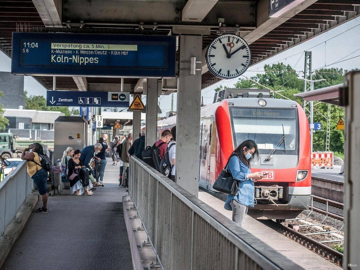 station interior photo