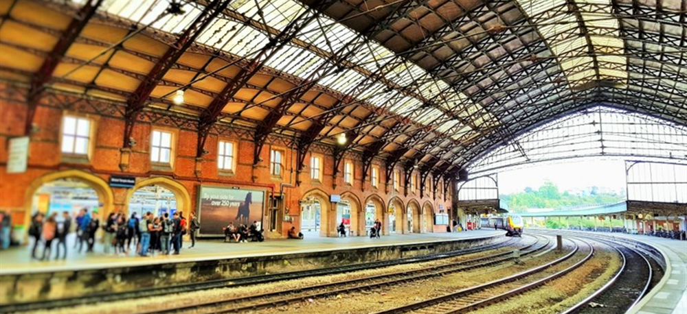 Ng_bristol_temple_meads_station_inside
