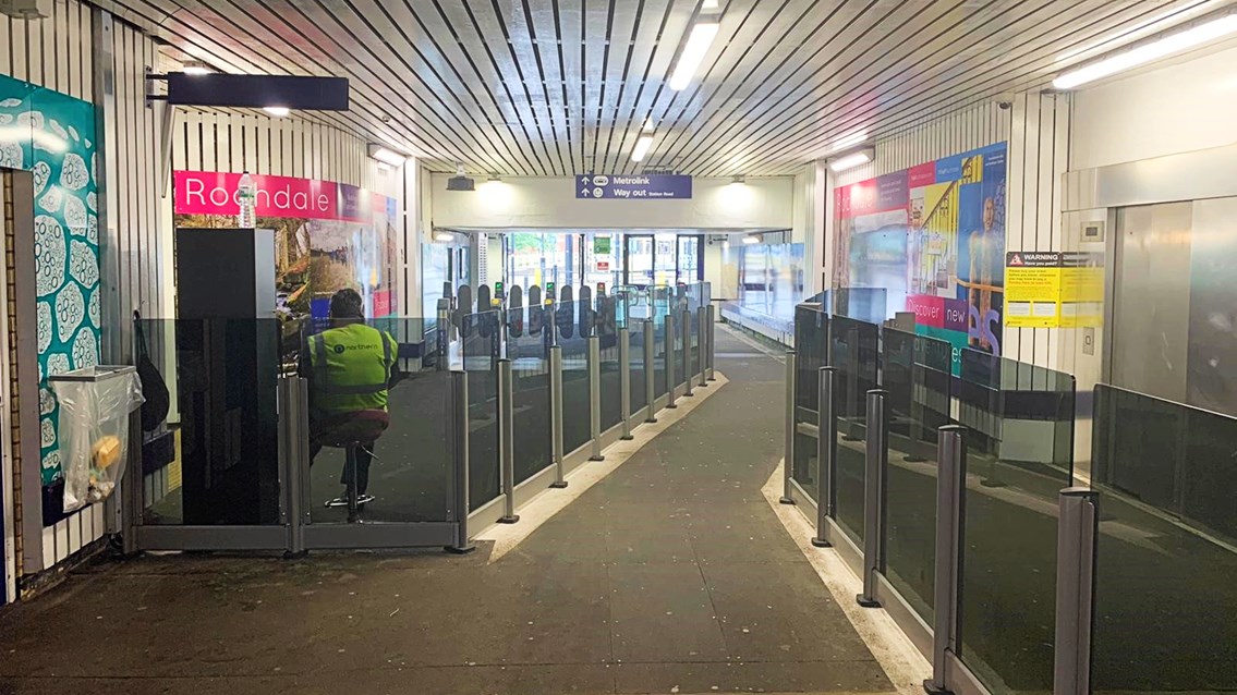 Rochdale_railway_station_ticket_barriers