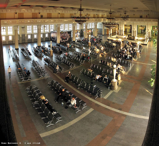 Novosibirsk_railway_station_inside