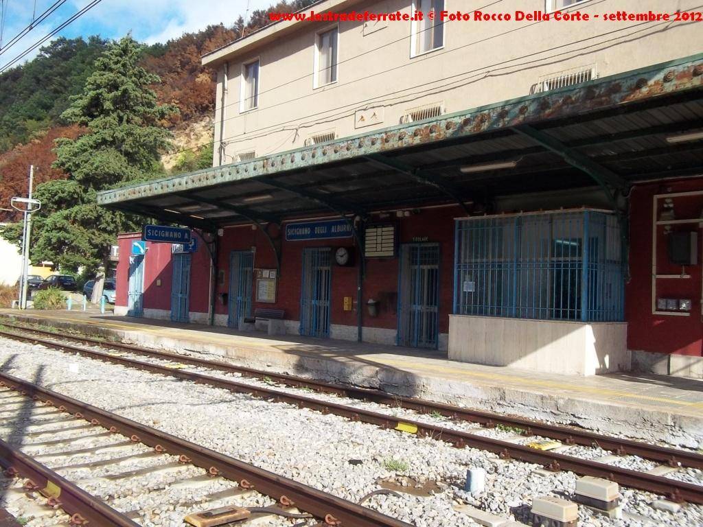 station interior photo